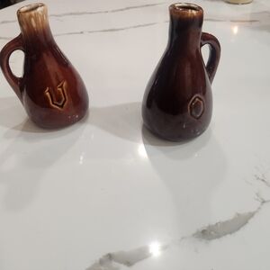 Vintage Pottery Oil And Vinegar Set